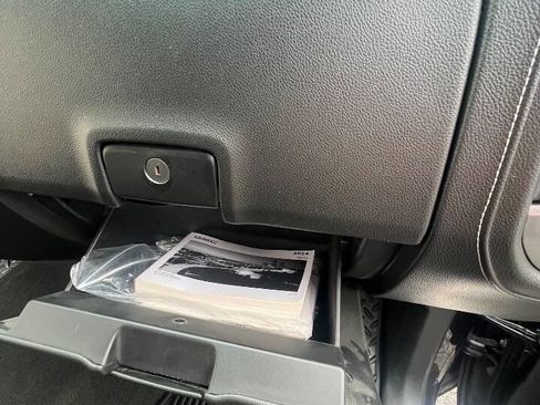 Used 2014 GMC Sierra 1500 SLE w/ SLE Value Package image 23