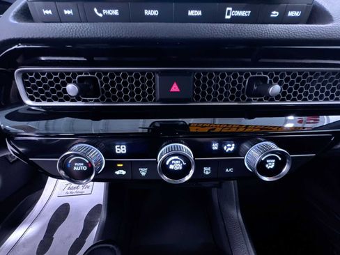 Used 2023 Honda Civic Sport image 19