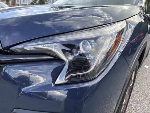 Certified 2025 Subaru Ascent Bronze Edition w/ Popular Package #2 image 9