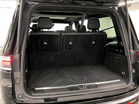 Used 2023 Jeep Grand Wagoneer Series II w/ Flexible Seating Group AWD/4WD image 40