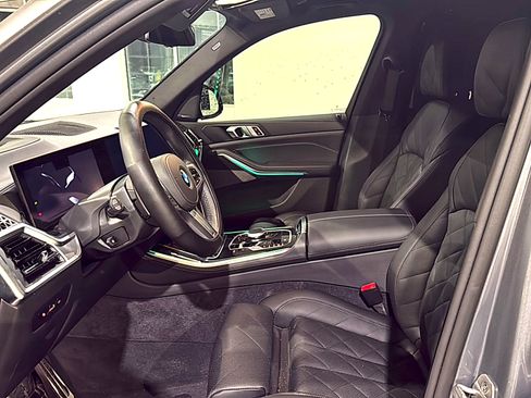 Used 2026 BMW X5 xDrive40i w/ M Sport Package image 7