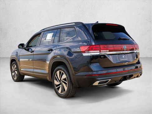Used 2026 Volkswagen Atlas SE AWD/4WD image 7