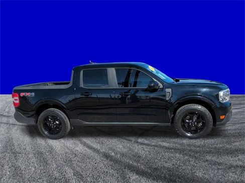 Certified 2022 Ford Maverick Lariat w/ Equipment Group 500A Standard image 3