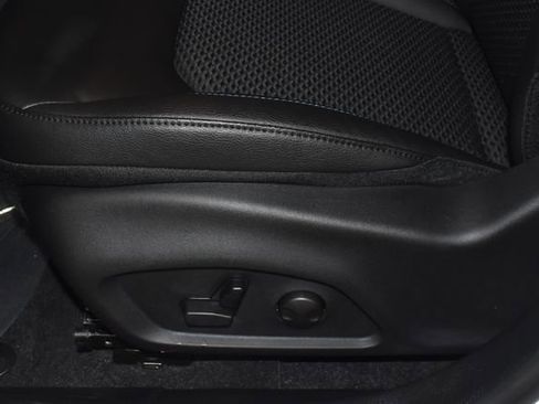 New 2026 Jeep Compass Latitude w/ Sun and Sound Group image 11