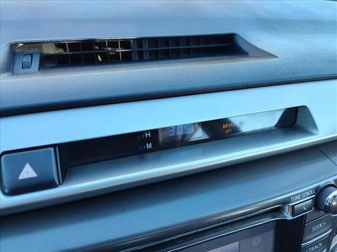 Used 2015 Toyota RAV4 XLE image 24