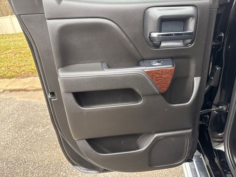 Used 2018 GMC Sierra 1500 SLT w/ SLT Premium Package image 19