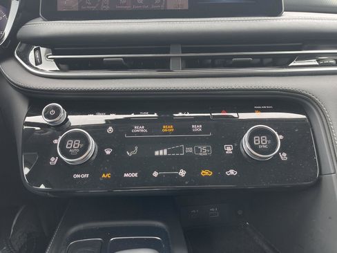 Used 2023 INFINITI QX60 Luxe w/ Cargo Package image 19