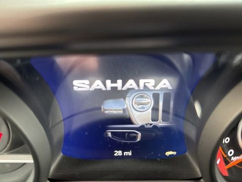 New 2026 Jeep Wrangler Unlimited Sahara AWD/4WD image 10