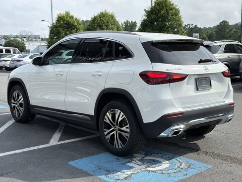 Certified 2026 Mercedes-Benz GLA 250 4MATIC image 5