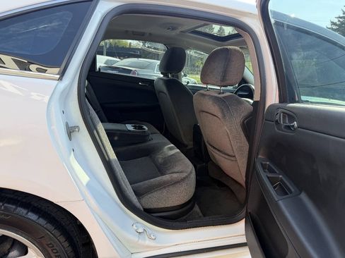 Used 2012 Chevrolet Impala LT w/ LT Sunroof Package FWD image 9