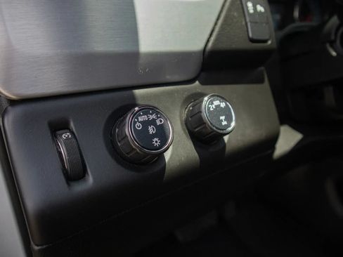 Used 2020 GMC Yukon SLE AWD/4WD image 29