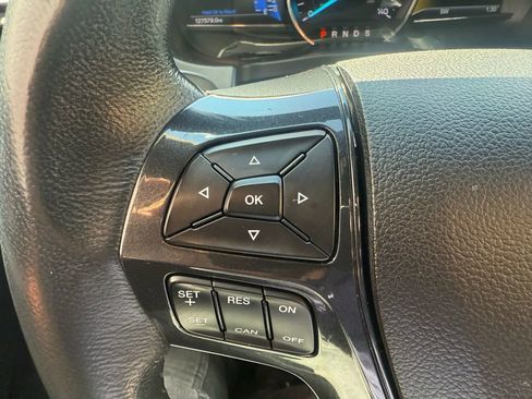 Used 2017 Ford Explorer XLT w/ Equipment Group 202A image 13