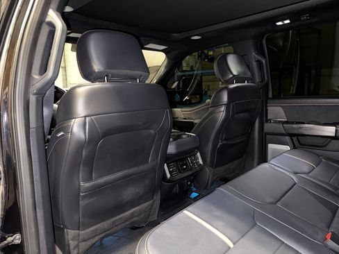 Used 2024 Ford F350 Platinum w/ Tremor Off-Road Package AWD/4WD image 24