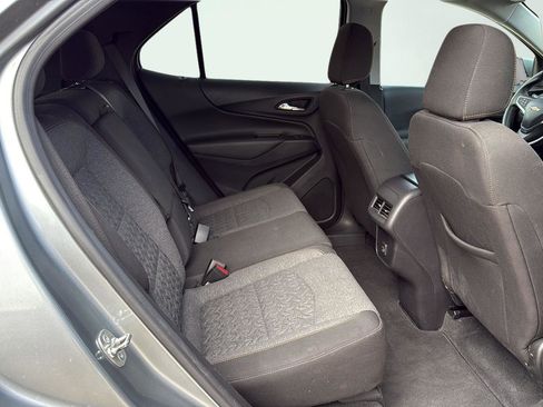 Used 2024 Chevrolet Equinox LT FWD image 16