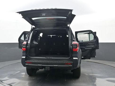 New 2026 Toyota 4Runner SR5 RWD image 33