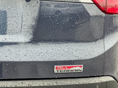 Used 2019 GMC Acadia SLE w/ Driver Alert Package I image 26