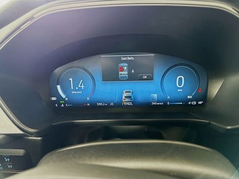 Used 2024 Ford Escape ST-Line Select w/ Tech Pack #2 image 12