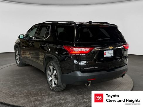 Used 2019 Chevrolet Traverse LT w/ LT Premium Package AWD/4WD image 7