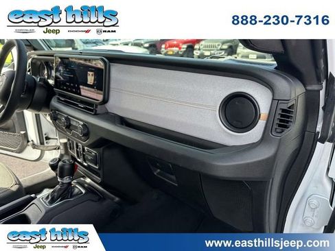 Certified 2025 Jeep Wrangler Unlimited Sport AWD/4WD image 24