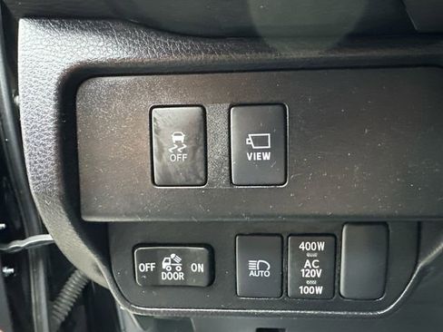 Used 2023 Toyota Tacoma TRD Off-Road w/ Advanced Technology Package image 26