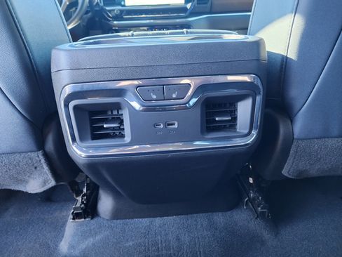 Used 2024 Chevrolet Silverado 3500 High Country w/ High Country Premium Package image 19