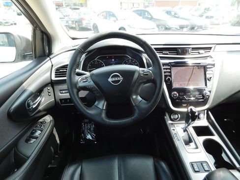 Used 2023 Nissan Murano SL FWD image 15