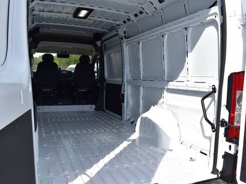 New 2026 RAM ProMaster 3500 w/ Convenience Group image 36