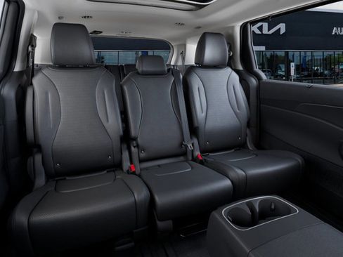 New 2026 Kia Carnival image 16