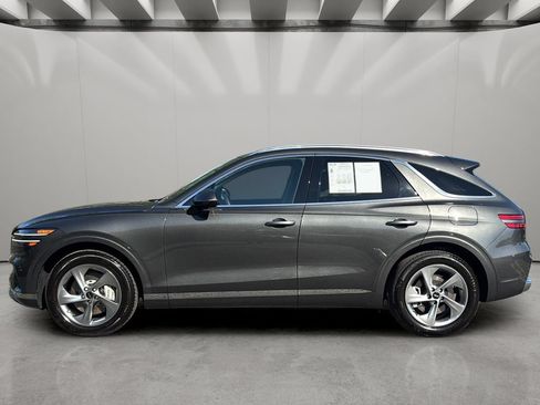 Certified 2026 Genesis GV70 2.5T AWD/4WD image 2