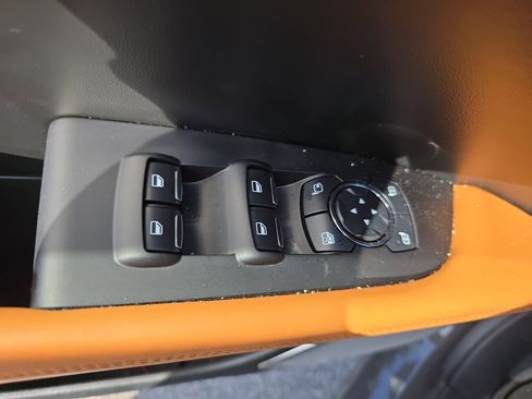 Certified 2023 Lincoln Nautilus Black Label w/ Class II Trailer Tow Package image 27