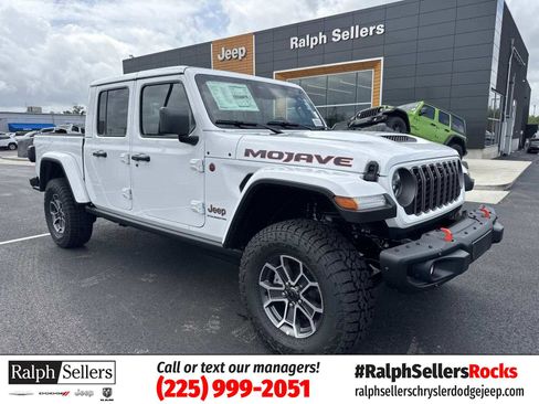 New 2026 Jeep Gladiator Mojave AWD/4WD image 1