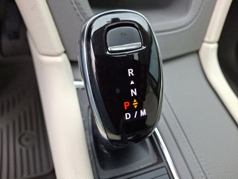 Used 2023 Cadillac XT5 Premium Luxury image 15