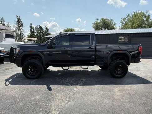 Used 2020 GMC Sierra 2500 Denali w/ Denali Ultimate Package AWD/4WD image 2