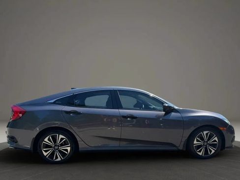 Used 2017 Honda Civic EX-L image 4