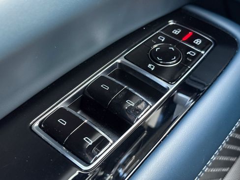 Used 2025 Cadillac Escalade IQ Sport 2 AWD/4WD image 36