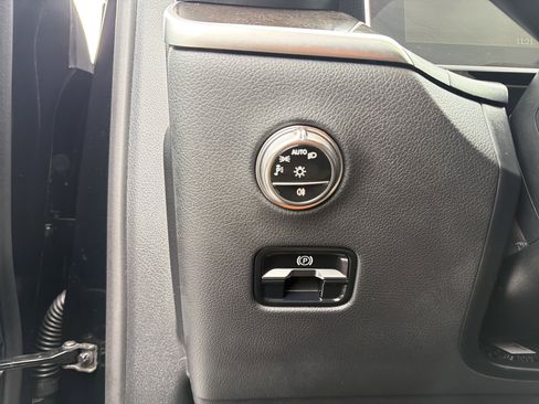 Used 2026 Mercedes-Benz GLC 300 4MATIC image 15