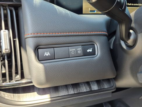 New 2026 Nissan Armada PRO-4X AWD/4WD image 31