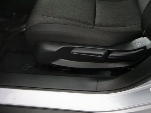 Certified 2025 Honda Accord LX image 27