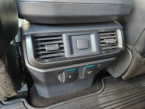 Used 2021 Ford F150 Lariat AWD/4WD image 17