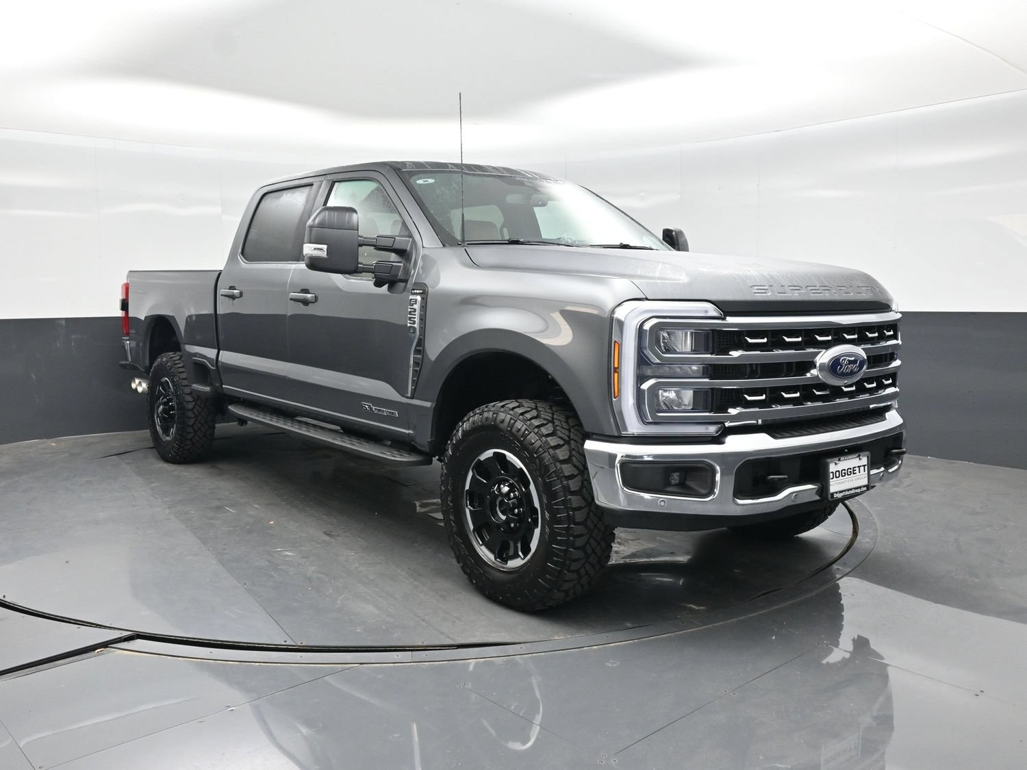 Used 2026 Ford F250 Lariat w/ Tremor Off-Road Package AWD/4WD image 17
