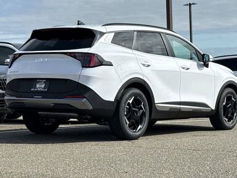 New 2026 Kia Sportage EX FWD image 5