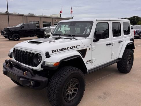 Used 2023 Jeep Wrangler Unlimited Rubicon 392 AWD/4WD image 3