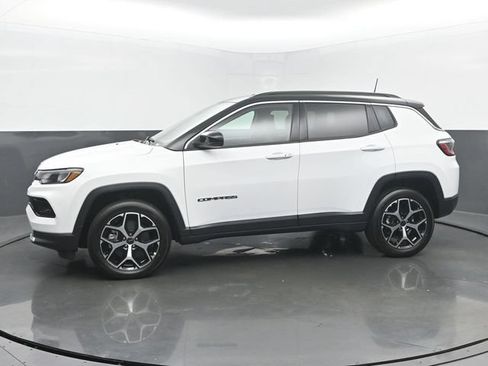 New 2026 Jeep Compass Limited AWD/4WD image 2
