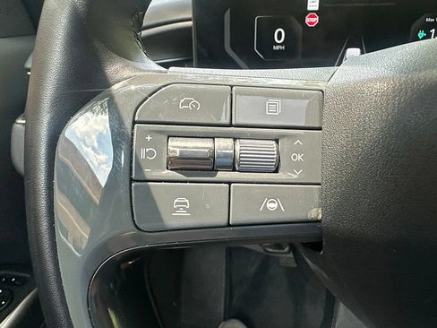 Used 2024 Kia EV9 Wind AWD/4WD image 9