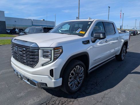 Used 2023 GMC Sierra 1500 Denali Ultimate AWD/4WD image 5