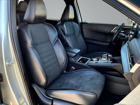 Used 2024 Mitsubishi Outlander SE image 31