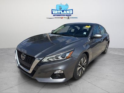 Used 2019 Nissan Altima 2.5 SV
