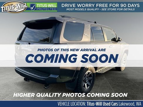 Used 2022 Toyota 4Runner TRD Off-Road Premium w/ Moonroof Package image 4