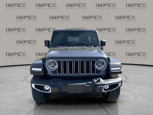 Used 2025 Jeep Wrangler Unlimited Sahara image 8