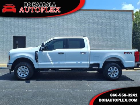 Used 2024 Ford F250 XLT w/ FX4 Off-Road Package image 1